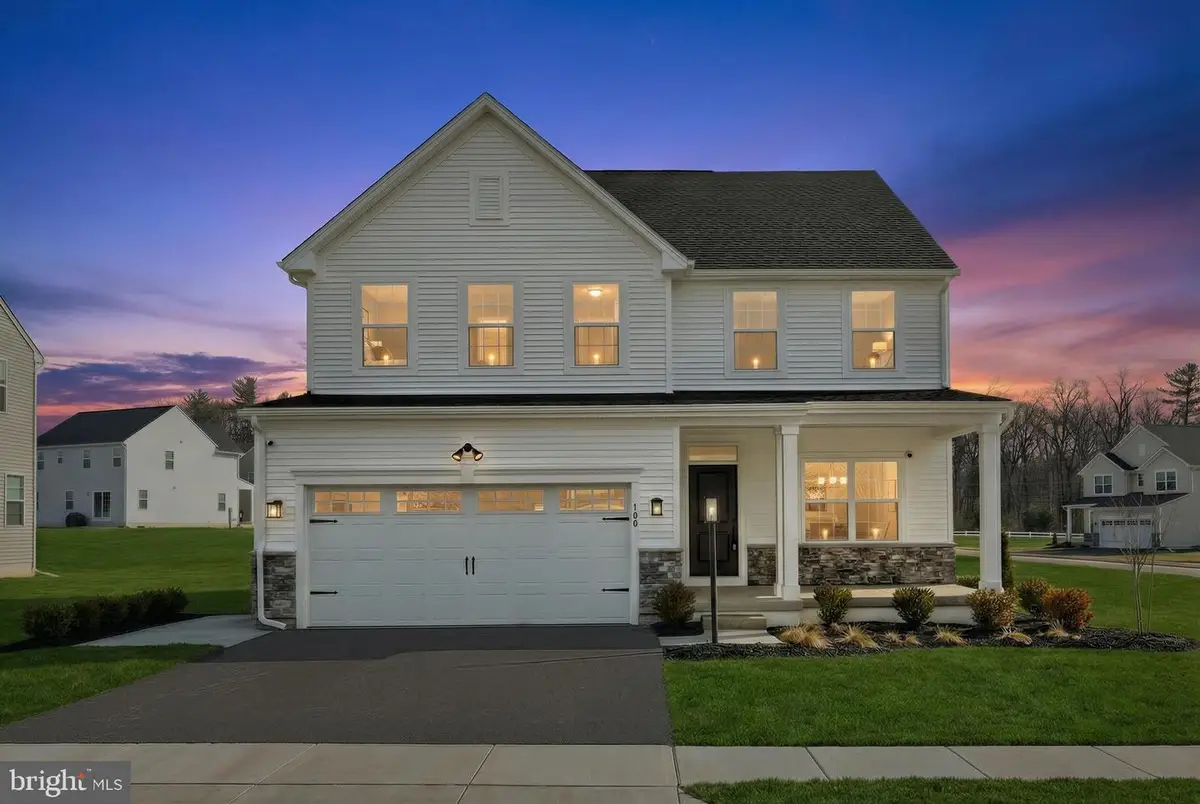 100 Trail Ct, York, PA 17406 - #1