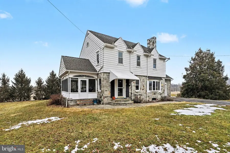 1068 Grandview Rd, Hanover, PA 17331 - #3