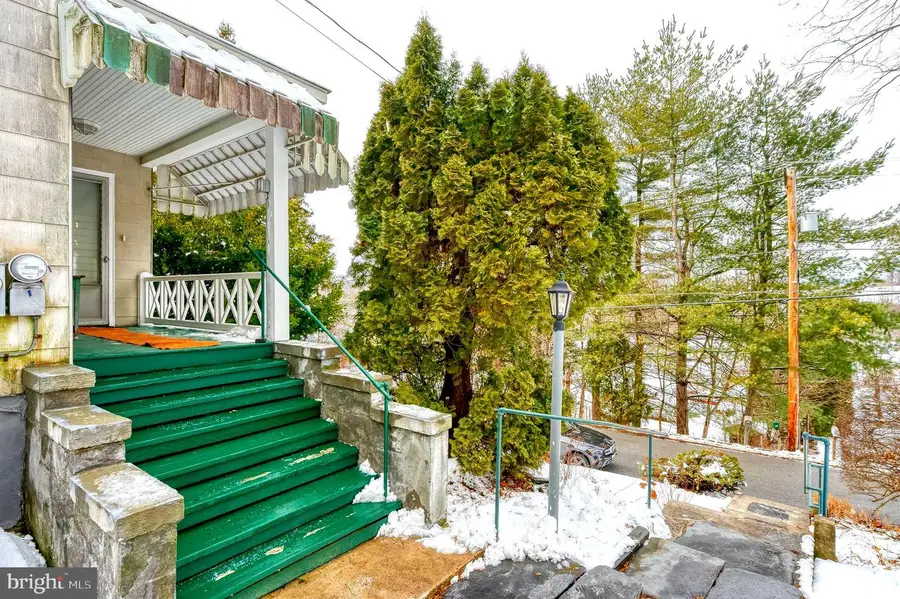 706 Chestnut St, Delta, PA 17314 - #3