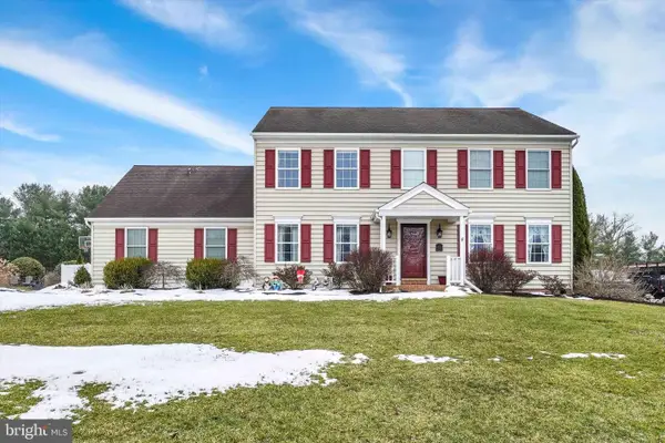 1383 Sterling Dr, YORK, PA 17404