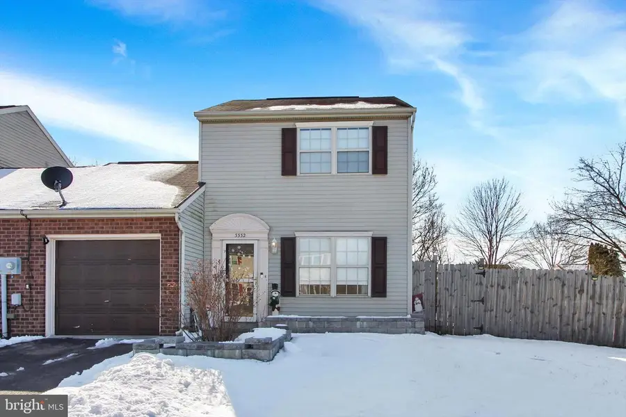 3332 Glen Hollow Dr, Dover, PA 17315 - #2