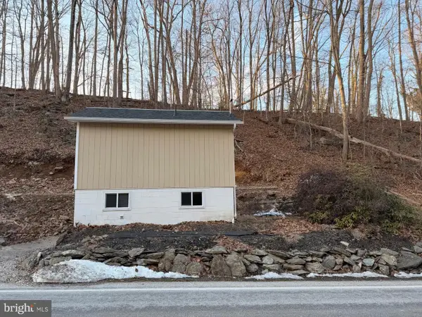 4312 Fissels Church Rd, GLEN ROCK, PA 17327