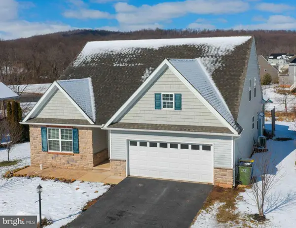 310 Andrew Dr, YORK, PA 17404