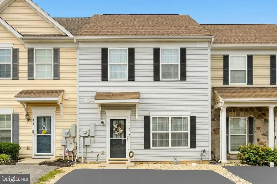 712 Spencer Dr, Hanover, PA 17331 - #3