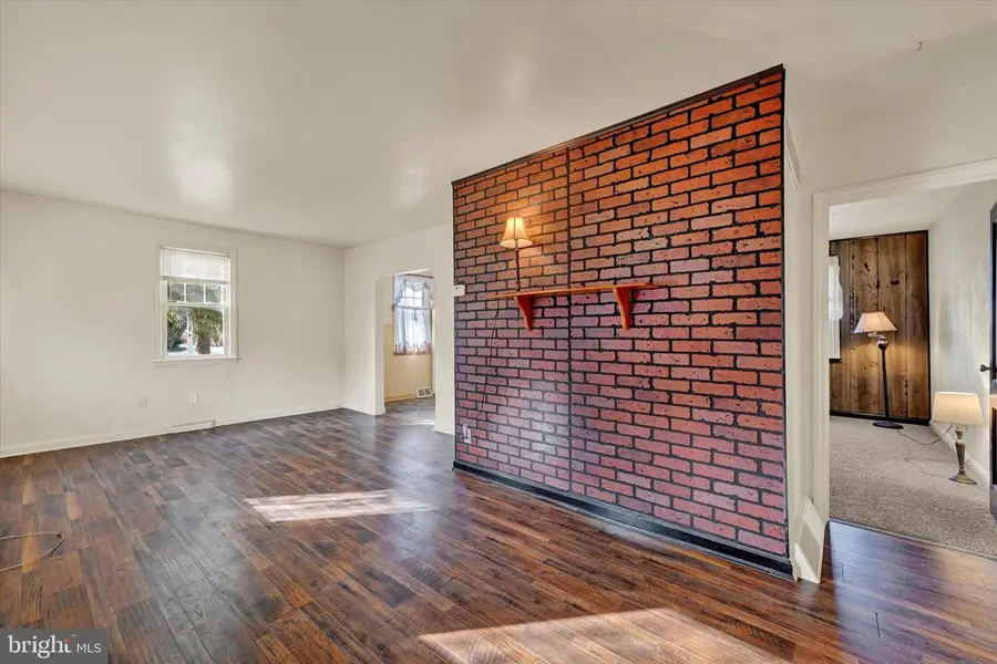 3049 E Prospect Rd, York, PA 17402 - #3