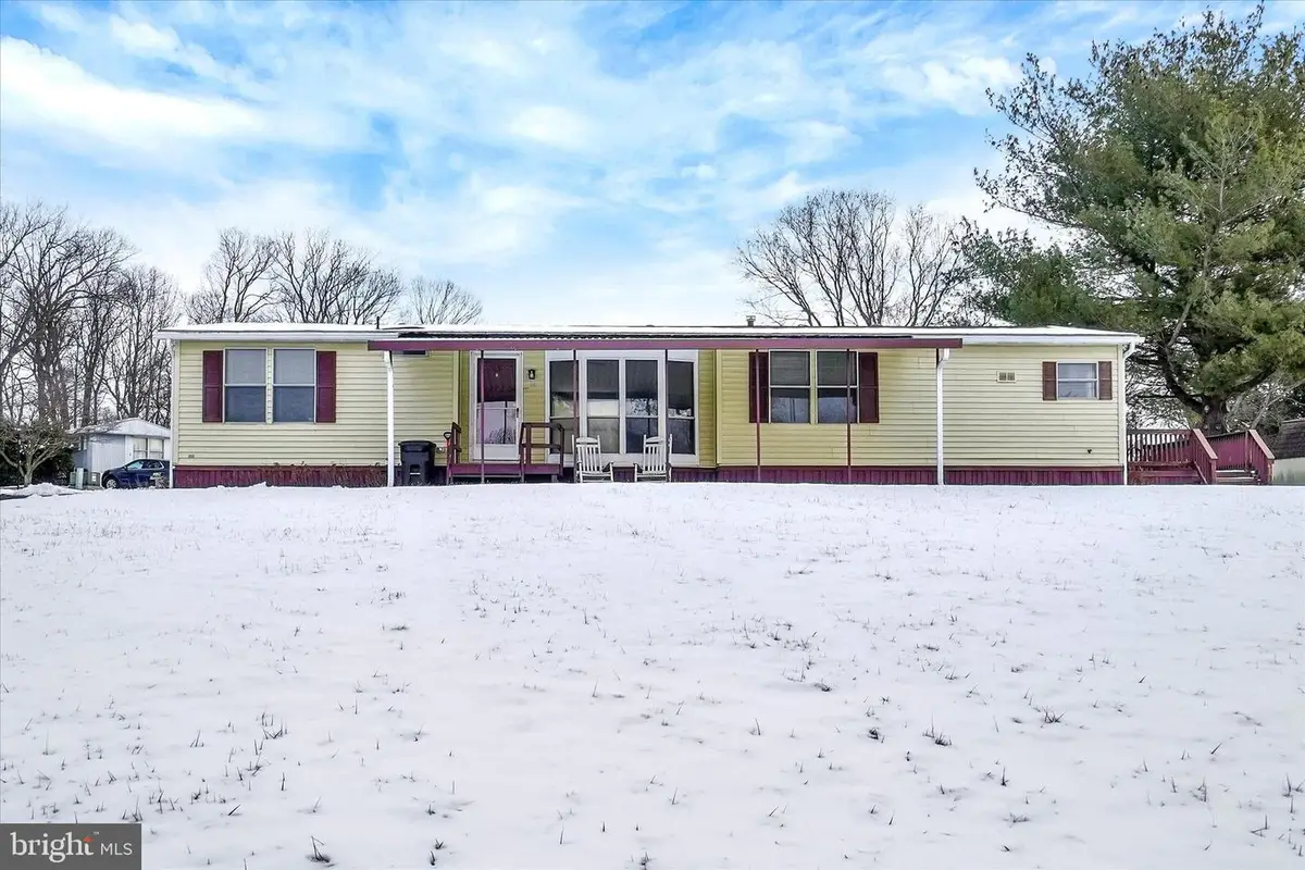 63 Shawna Ave, York, PA 17402 - #1