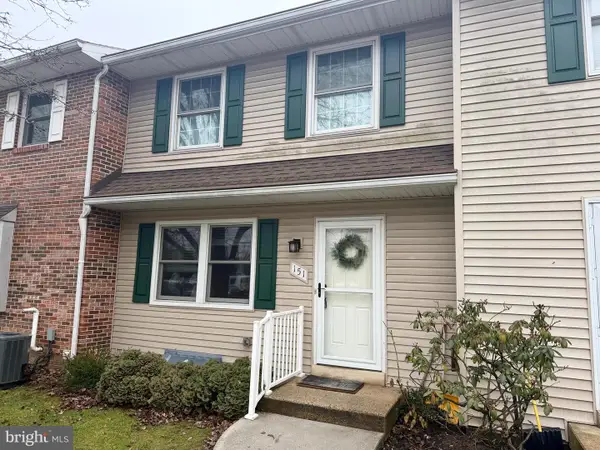 151 Fox Run Dr, YORK, PA 17403