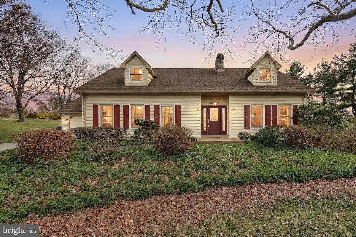 207 Hametown Rd, New Freedom, PA 17349 - #1