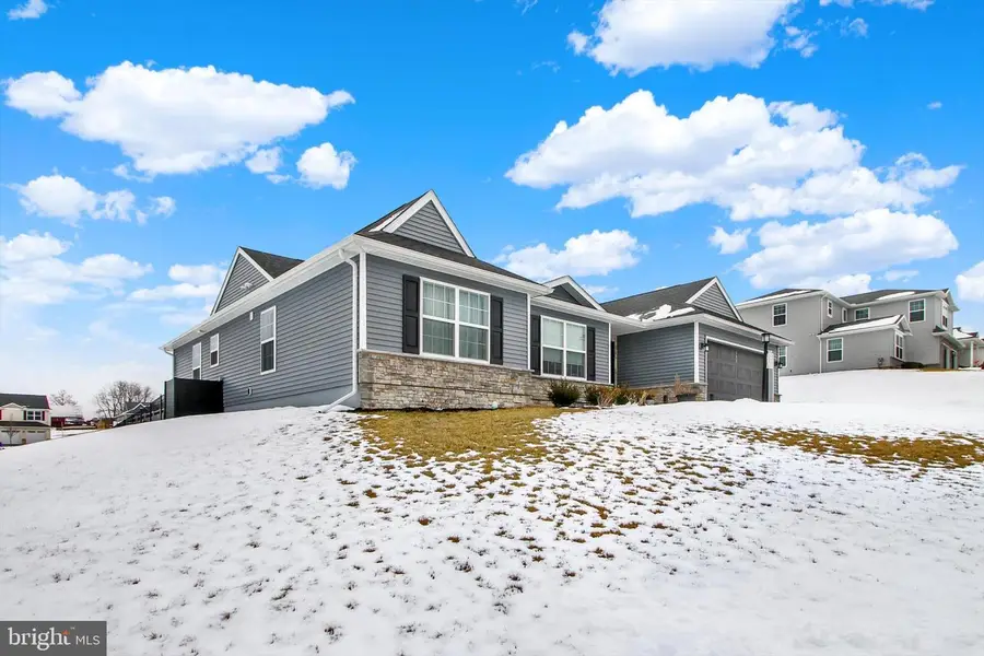 303 Normandy Ln, Dillsburg, PA 17019 - #3