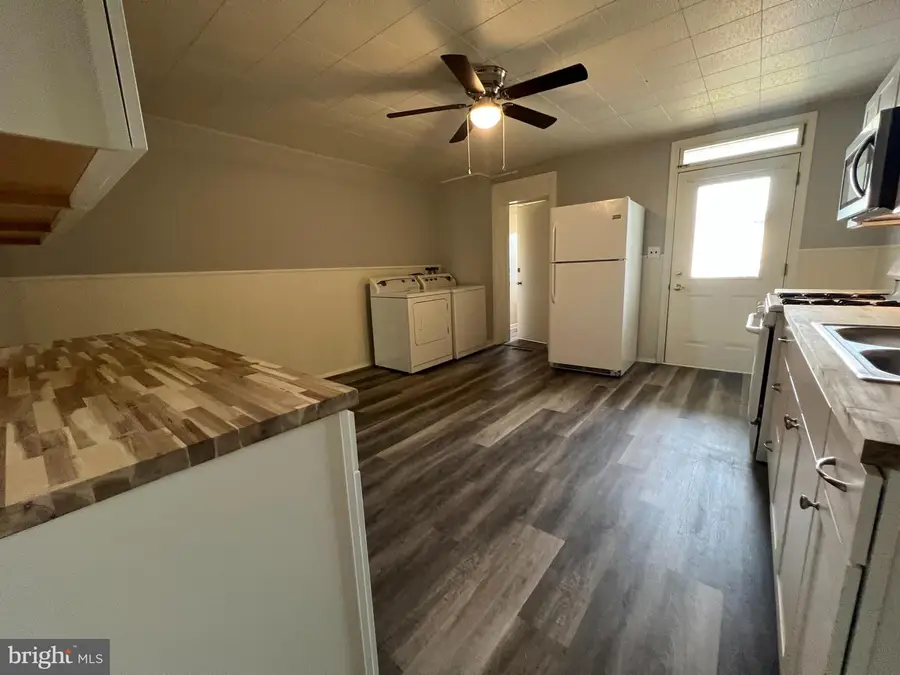 304 Maple St, Manchester, PA 17345 - #3