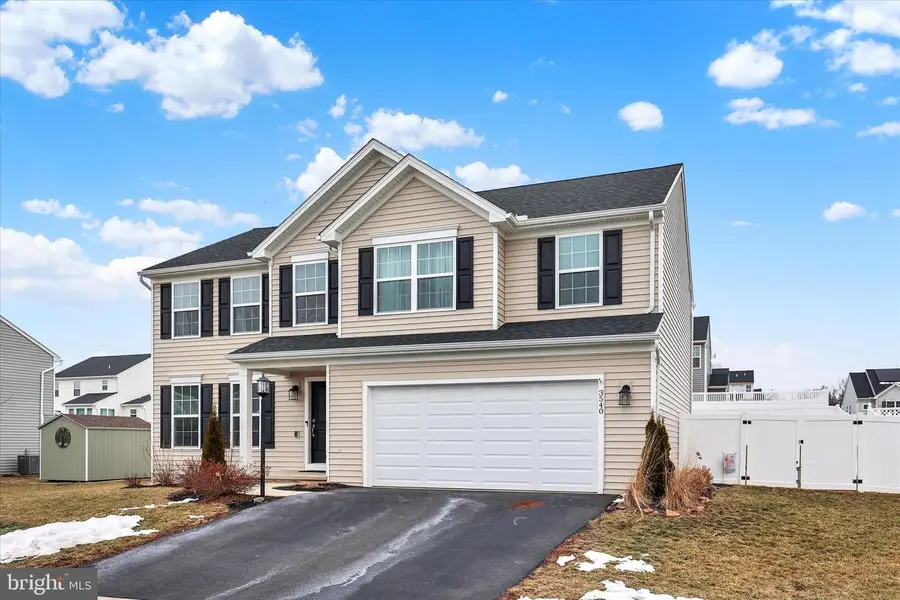 3540 Summer Dr, Dover, PA 17315 - #3