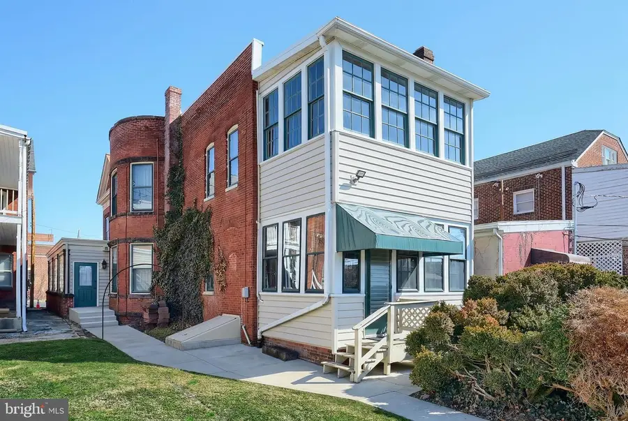 119 Baltimore St, Hanover, PA 17331 - #2