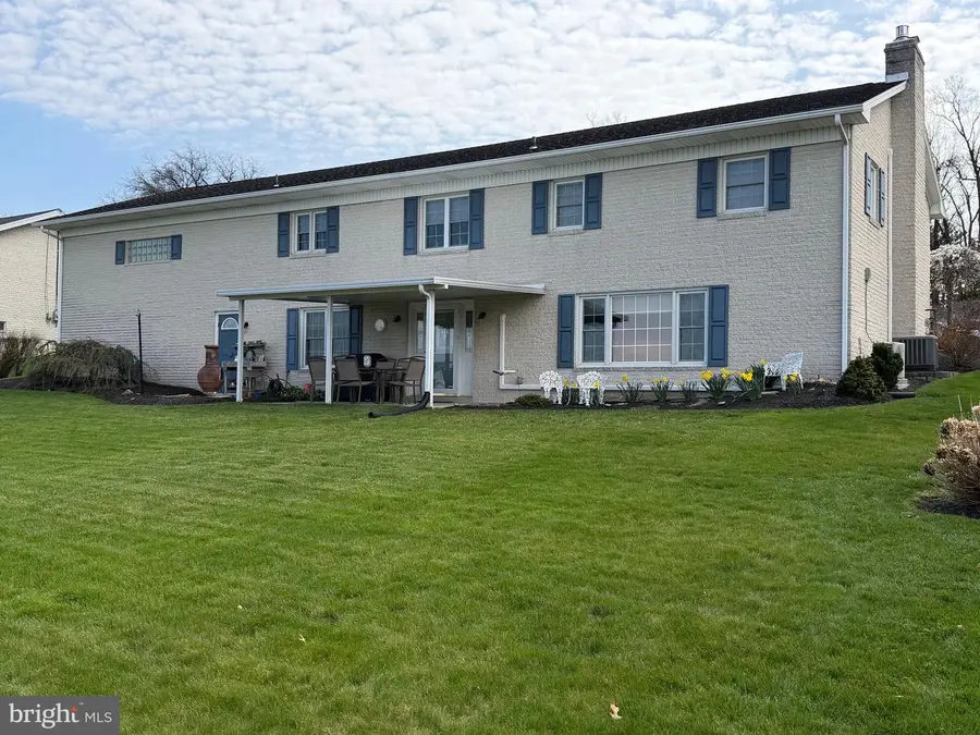 22 Northview Dr, Hanover, PA 17331 - #2