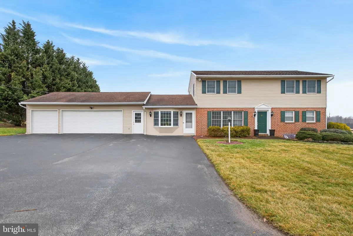 150 Yoe Dr, Red Lion, PA 17356 - #1