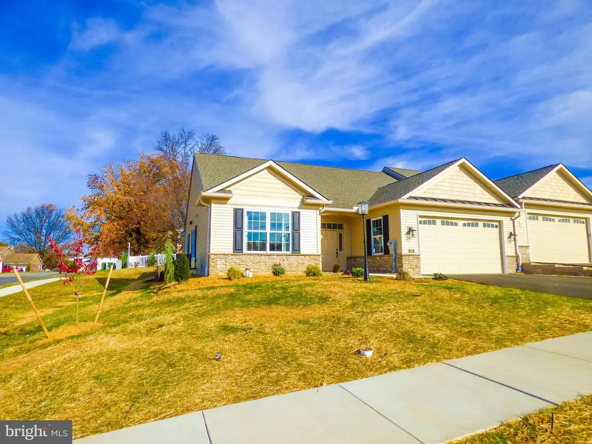 620 Bluff Stone Drive, York, PA 17402 - #1