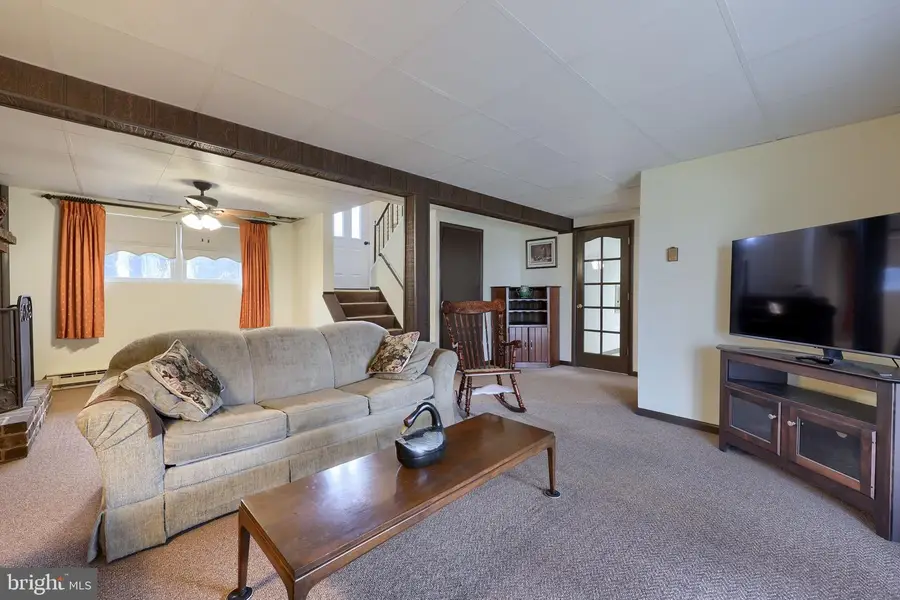 310 Dorwart Cir, Etters, PA 17319 - #2