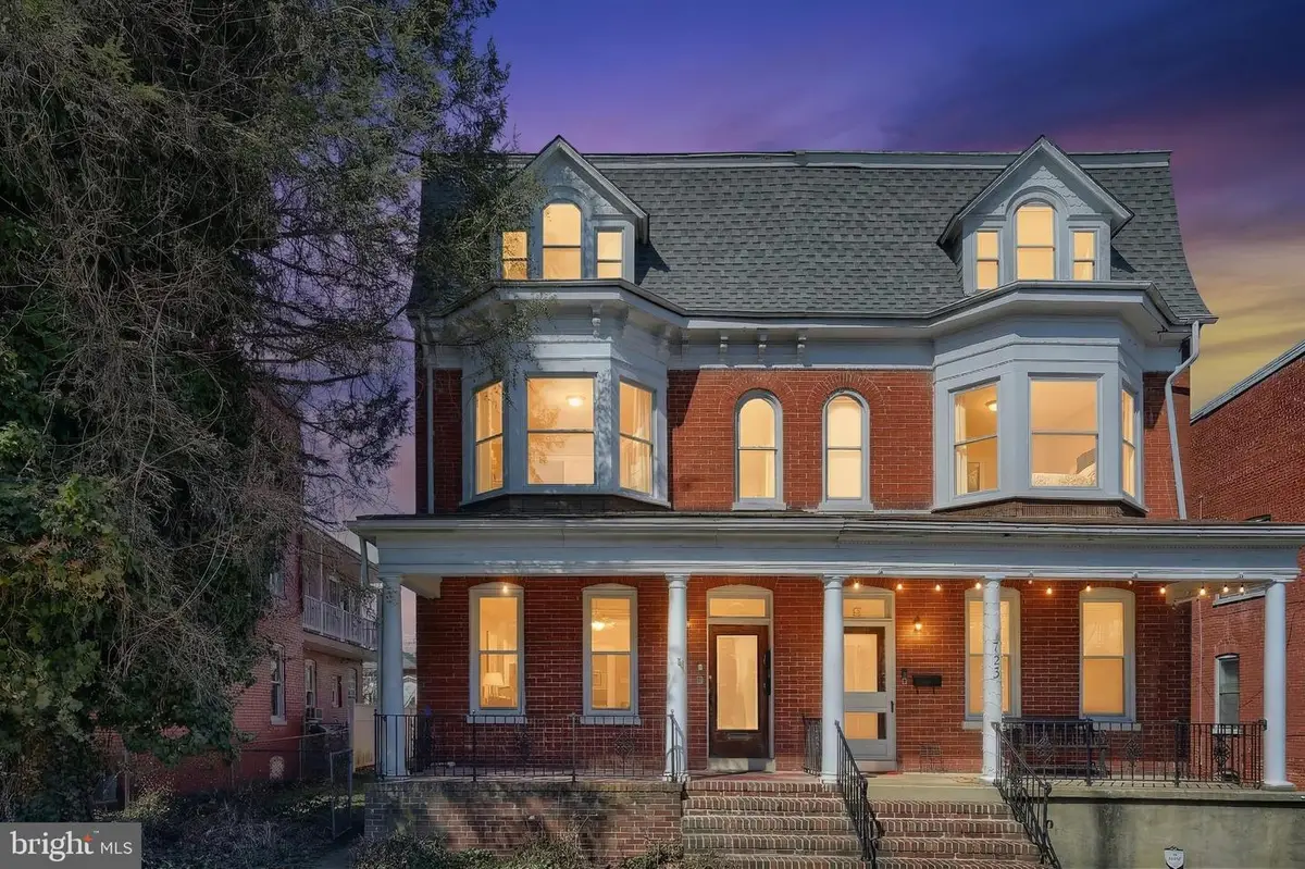 725 Pennsylvania Ave, York, PA 17404 - #1