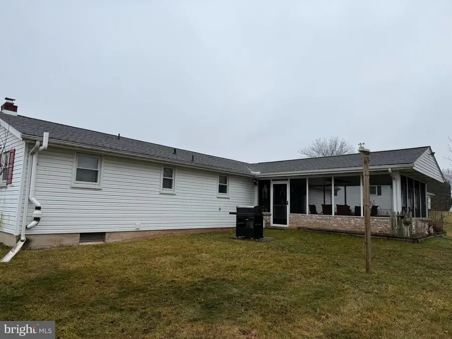 2765 Northvue Ln, York, PA 17408 - #2