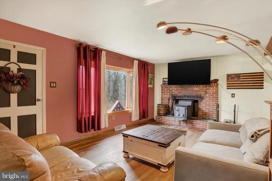 659 Moores Mountain Rd, Mechanicsburg, PA 17055 - #2