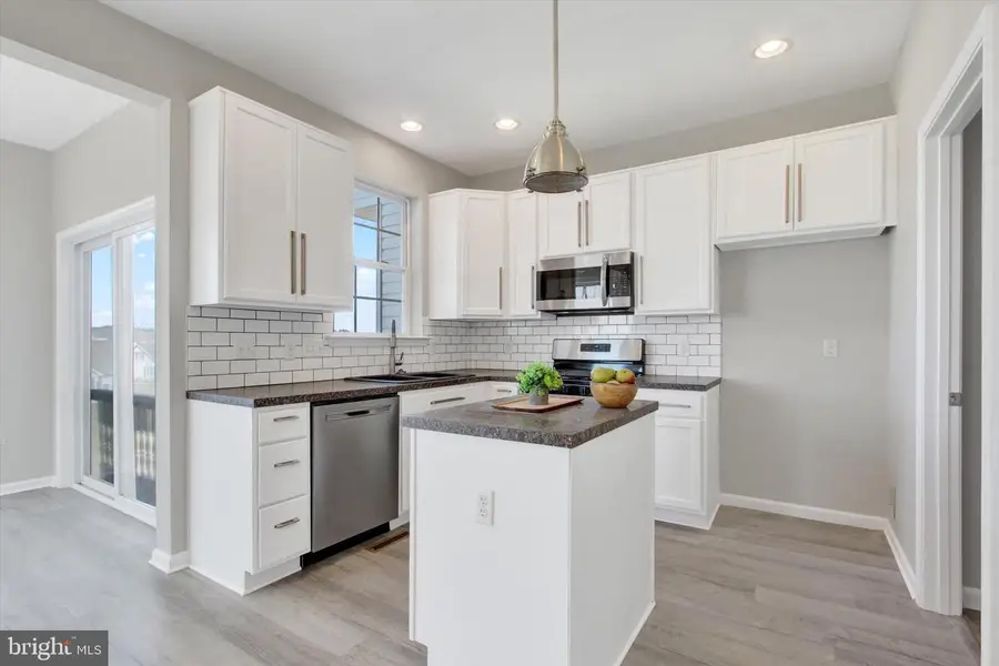 1229 Ledge Dr, York, PA 17408 - #2