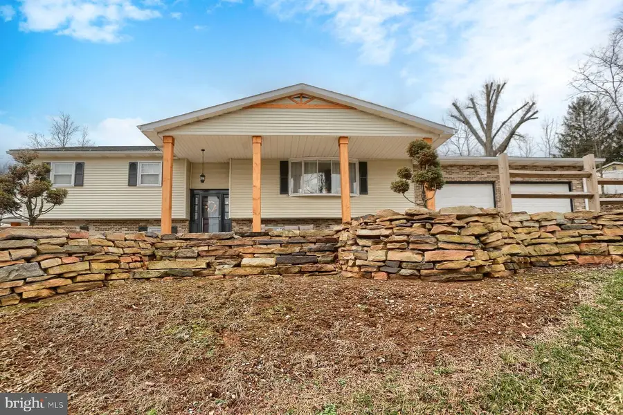 15 Highland Cir, Etters, PA 17319 - #2