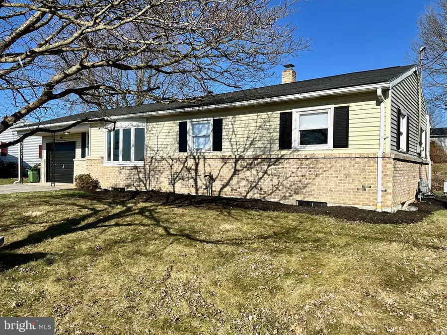 2707 Emig Mill Rd, Dover, PA 17315 - #2