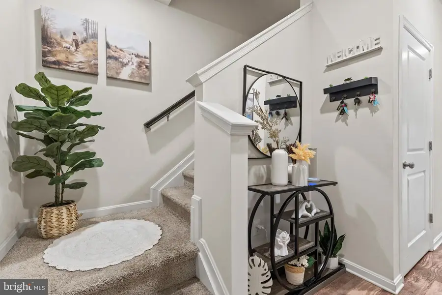 260 Maple Run Dr, York, PA 17404 - #3