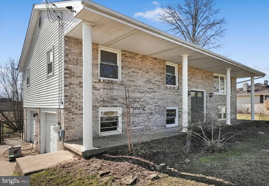 2401 Belair Dr, Dover, PA 17315 - #2