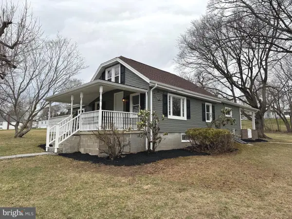 1325 Conewago Ave, MANCHESTER, PA 17345