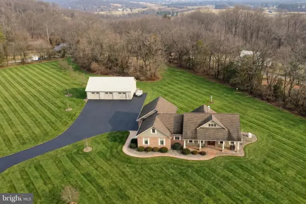 108 Pickett Rd, DOVER, PA 17315