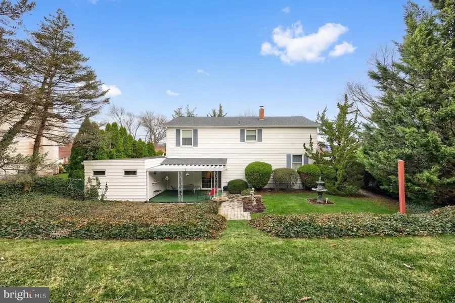 4256 Livingstone Dr, York, PA 17402 - #3