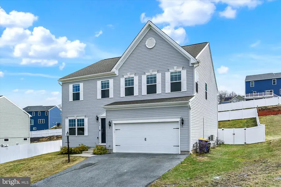 220 Champions Dr, York Haven, PA 17370 - #2