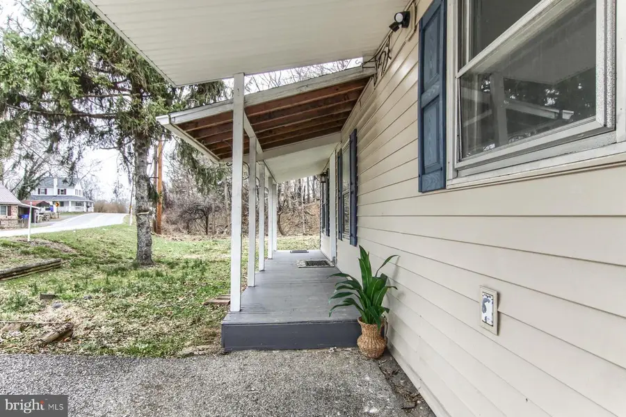 217 Limekiln Rd, New Cumberland, PA 17070 - #3