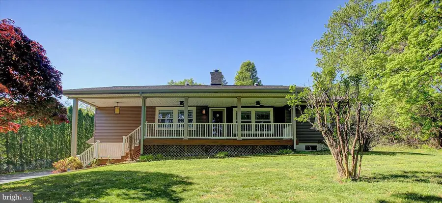 550 River Dr, York Haven, PA 17370 - #3