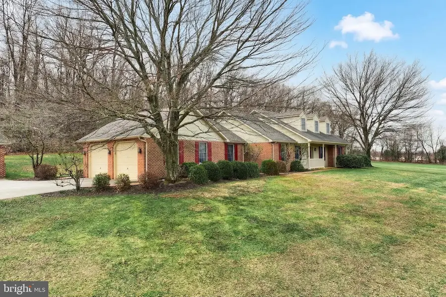 800 Kendale Rd, Red Lion, PA 17356 - #2