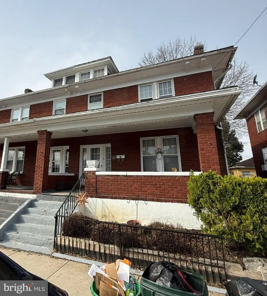 714 S Pershing Ave, York, PA 17401 - #1