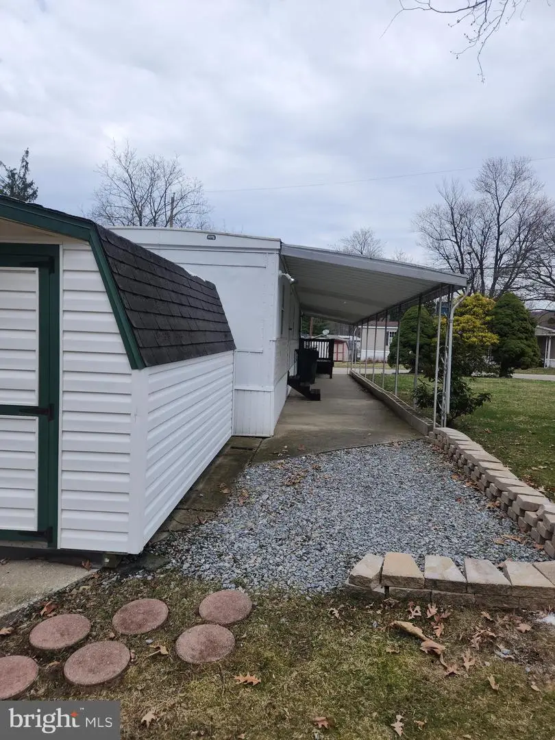 525 Pine Dr, York, PA 17406 - #2