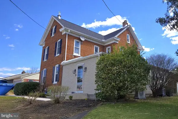 1122 Hanover Rd, YORK, PA 17408