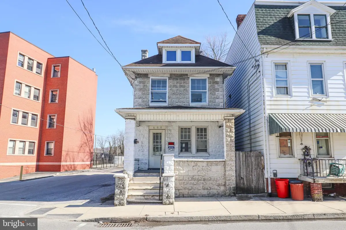 600 W College Ave, York, PA 17401 - #1