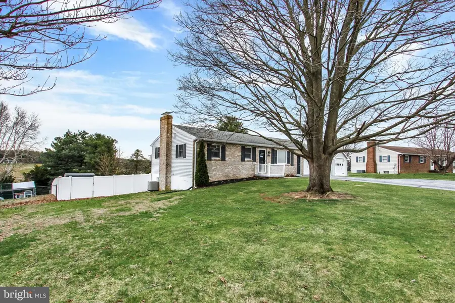 45 Lee Ann Ct, Hanover, PA 17331 - #3