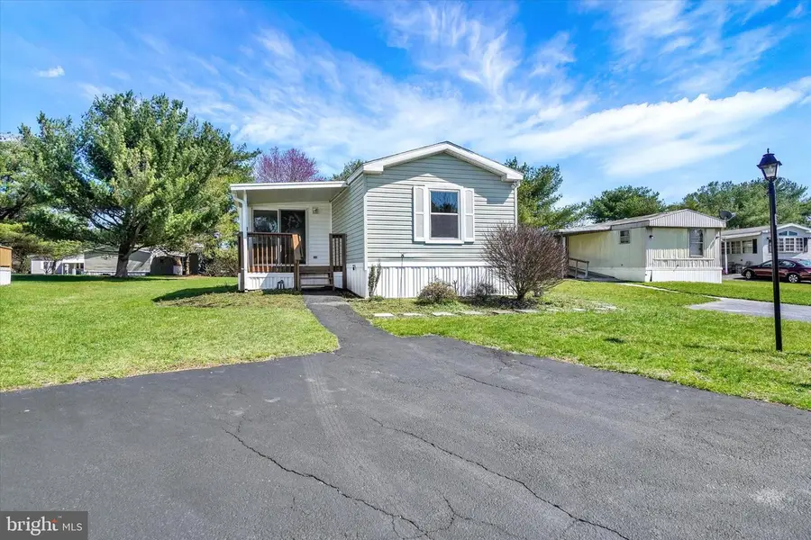 66 Alana Dr, York, PA 17402 - #2