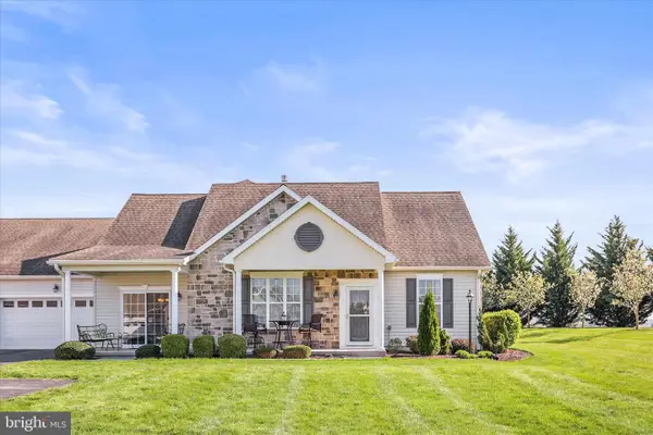 70 Dolomite Dr #17c, YORK, PA 17408