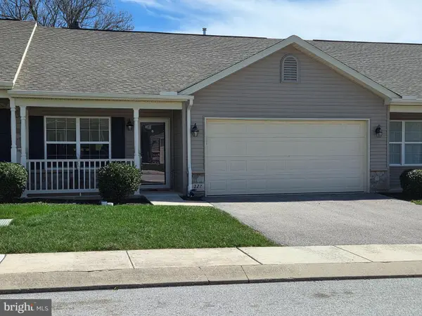 227 Palomino Way #164, RED LION, PA 17356