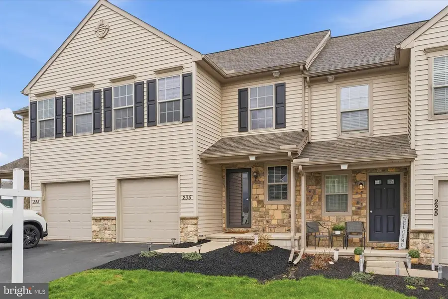 235 Cedar Run Dr, York, PA 17404 - #3