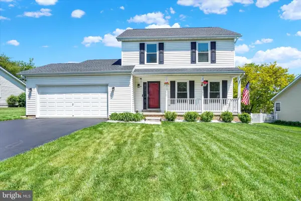 2175 Aslan Dr, YORK, PA 17404