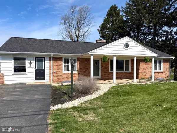 2733 Sunset Ln, YORK, PA 17408