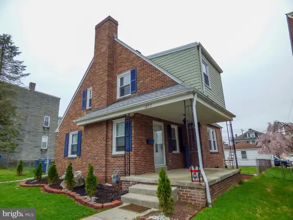 1277 W Poplar St, YORK, PA 17404