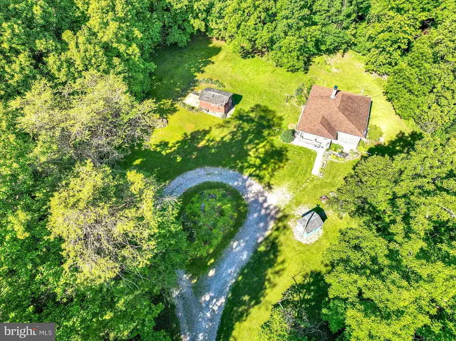 1310 E Butter Rd, York, PA 17406 - #2