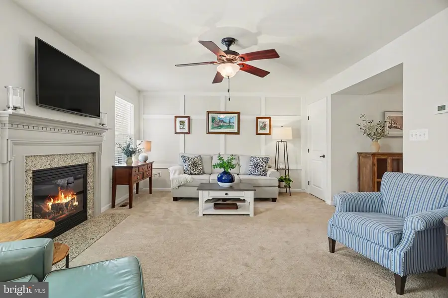 909 Cougar Pointe Cir, Seven Valleys, PA 17360 - #3