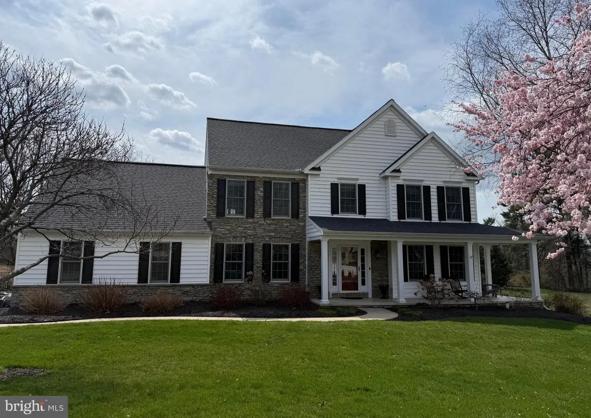 432 Bellaire Dr, York, PA 17402 - #1